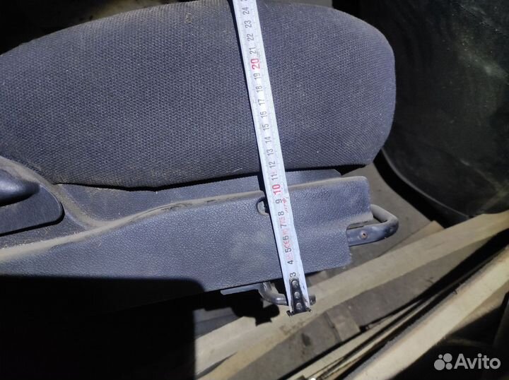 Передние сидения джили эмгранд