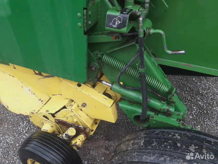 Пресс-подборщик John Deere 550, 2000