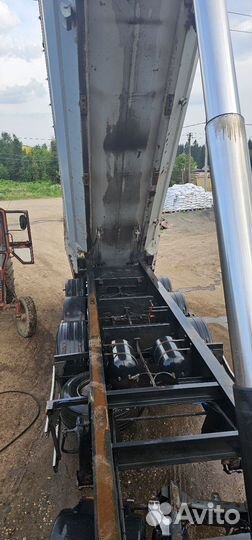 DAF 95XF430 с полуприцепом, 2005