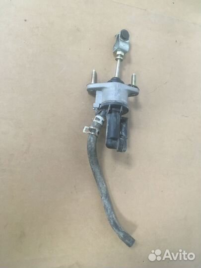 T111608010 Цилиндр сцепления главный Chery T11