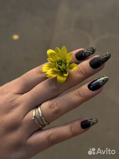 Маникюр/педикюр