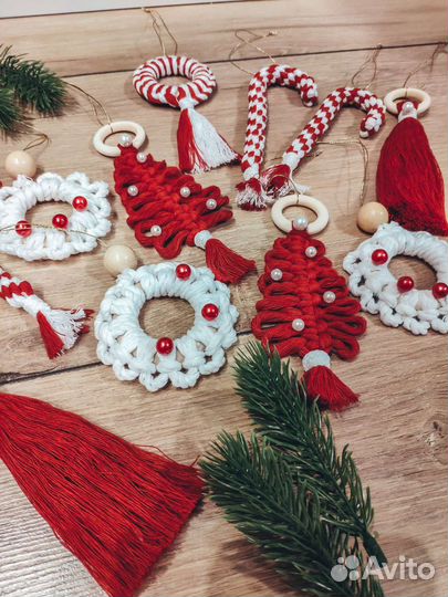 Набор ёлочных игрушек макраме