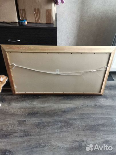 Картина в золотой раме