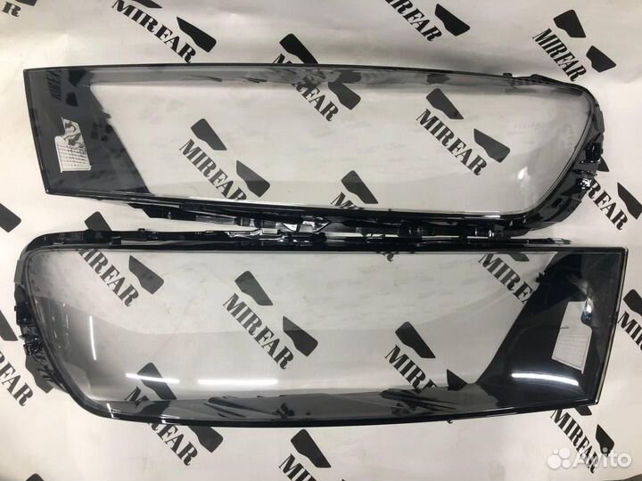 Правое стекло фары Audi Q7 4M 2015-2019 Дорест