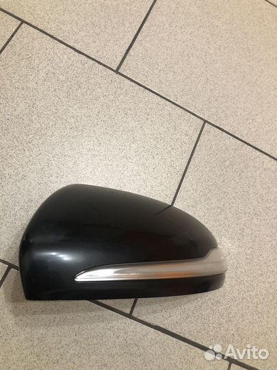 Накладка левого зеркала W222