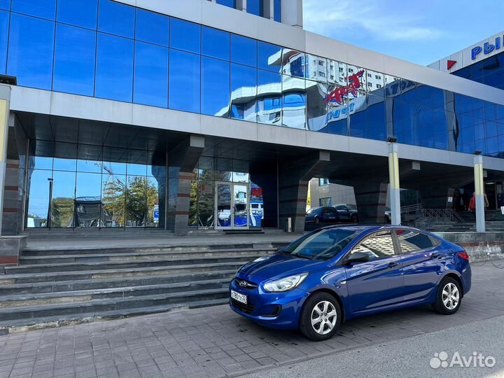 Прокат аренда автомобиля Hyndai Solaris