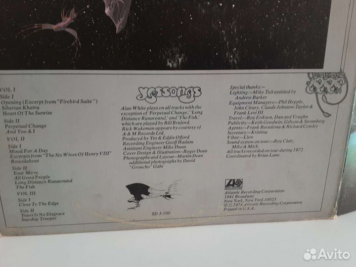 Альбом из трёх американских пластинок с буклетом