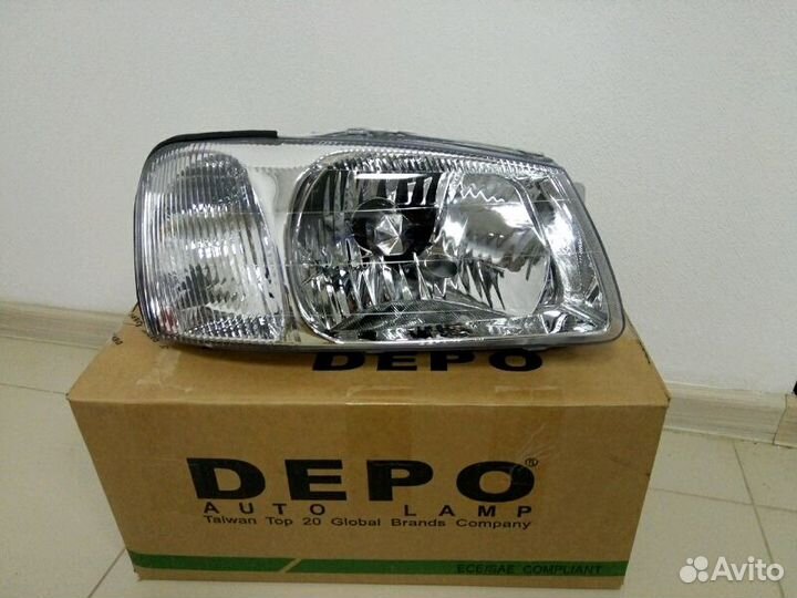 Фара передняя правая Hyundai Accent depo