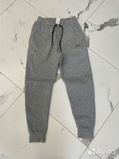 Спортивные штаны Nike Tech Fleece Jogger S ориг