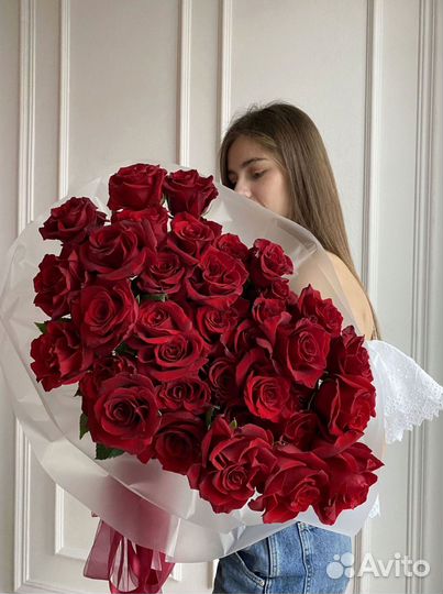 Большой букет из роз на День рождения