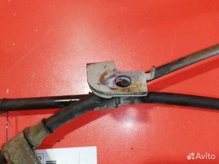 Трос стояночного тормоза левый Hyundai Solaris RB