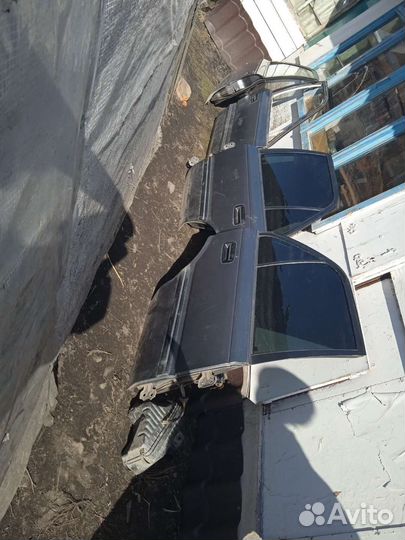 Продам двери от тайоты каролы в 91 кузове