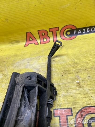 Ручка двери внешняя передняя левая Peugeot 206