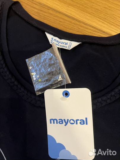 Новый костюм Mayoral + платье в подарок