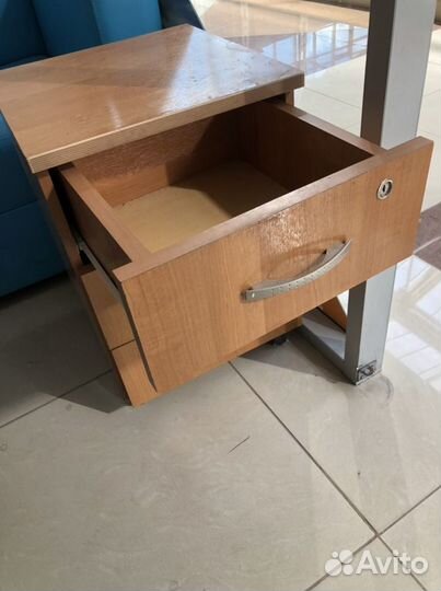 Тумба выкатная