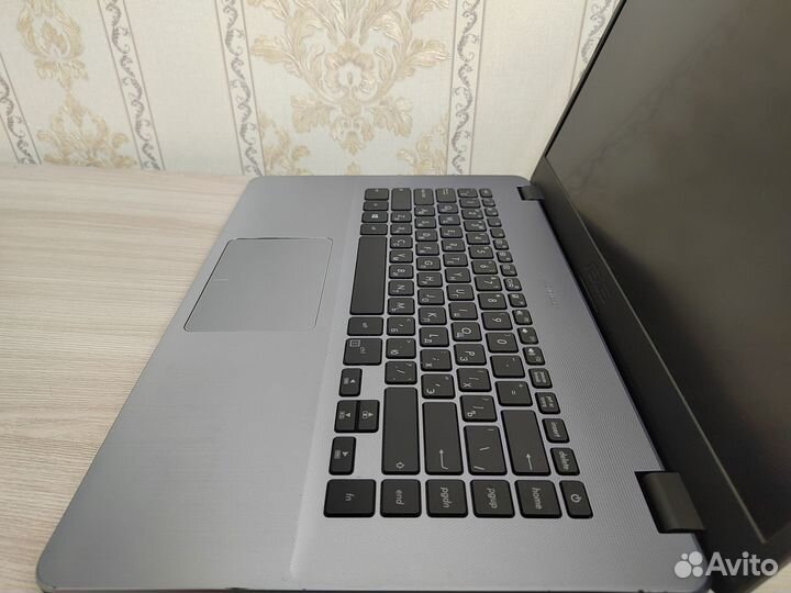 Ноутбук Asus 15.6