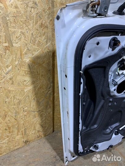 Дверь передняя правая Audi А6 C6 2.8 CCE 2008-2010