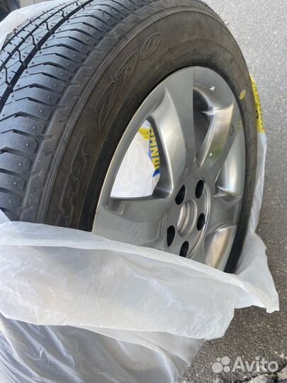 Новое колесо оригинал Nissan r17 5*114,3