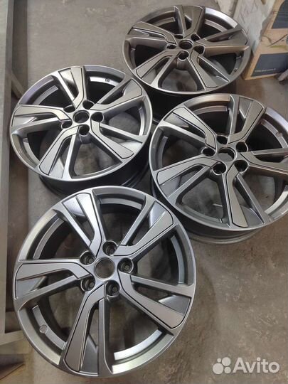 Комплект Nissan R18 5x114.3 et47