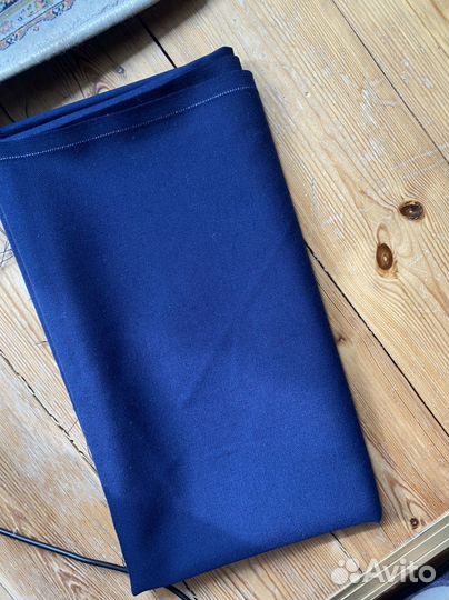 Отрезы ткани костюмной