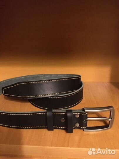 Мужской кожаный ремень