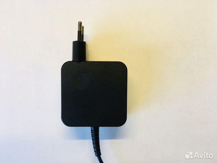 Блок питания (адаптер) Lenovo PA-1450-55LU