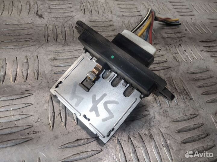 Резистор печки с разъёмом Suzuki SX4