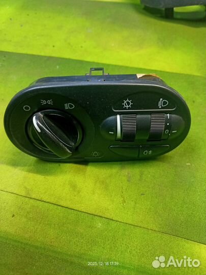 Блок управления Светом Лада Калина 1