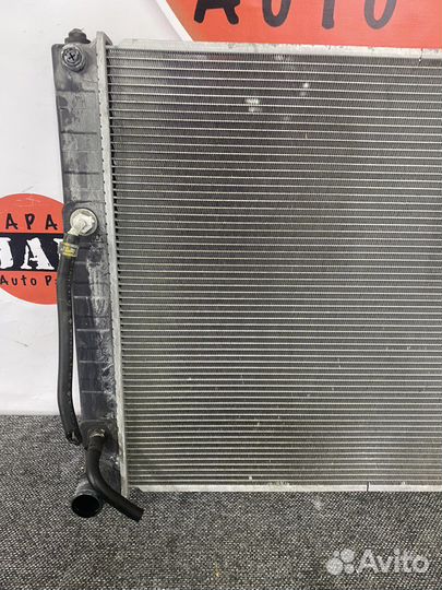 Радиатор охлаждения Infiniti EX J50