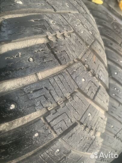 Goodyear UltraGrip Ice Arctic SUV 225/60 R18 104T