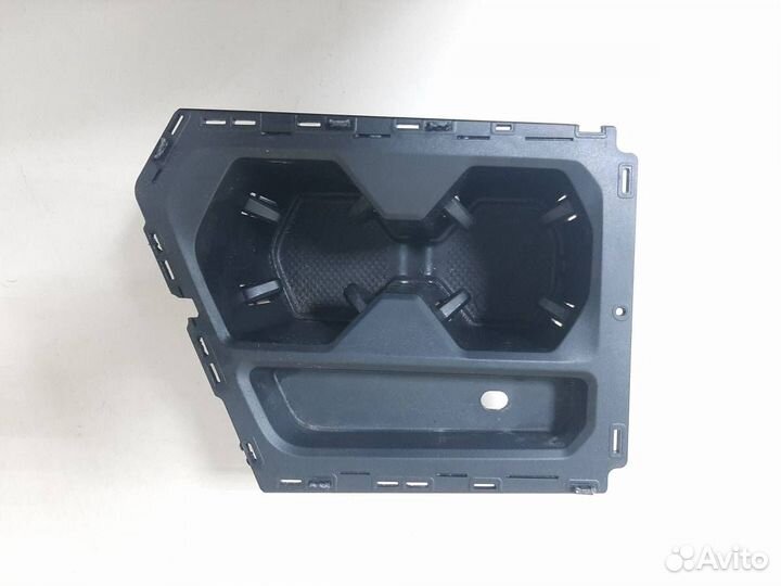 Подстаканник Volkswagen Tiguan 2017