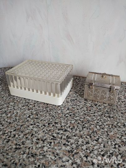 Шкатулка пластик и металл (СССР)