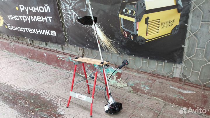 Триммер бензиновый