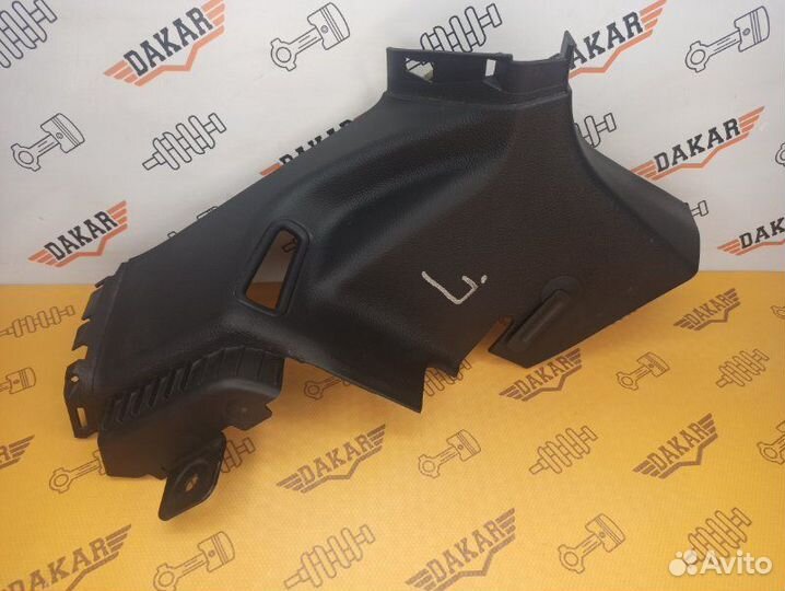 Обшивка стойки салона задняя левая Ford Focus CB8