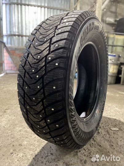 Yokohama Ice Guard IG65 265/50 R20