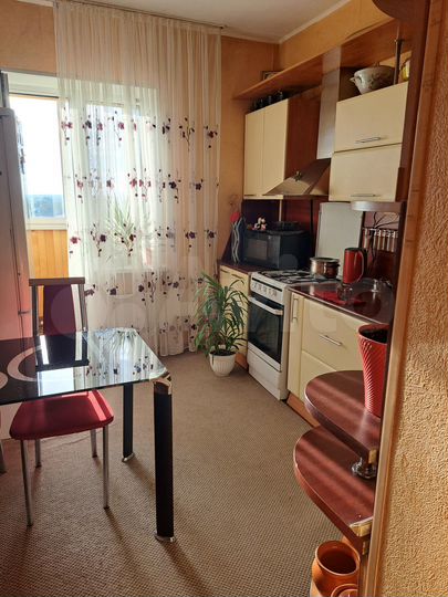 2-к. квартира, 63 м², 9/9 эт.