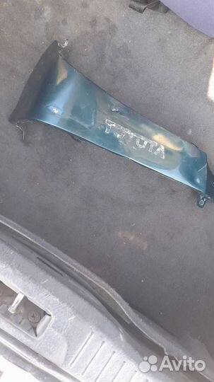 Планка под стоп задняя левая Авенсис-лифтбек