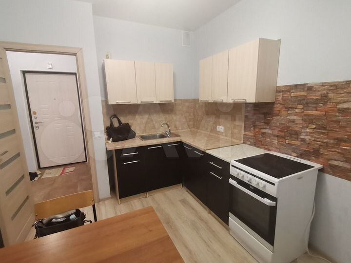 2-к. квартира, 52 м², 3/6 эт.