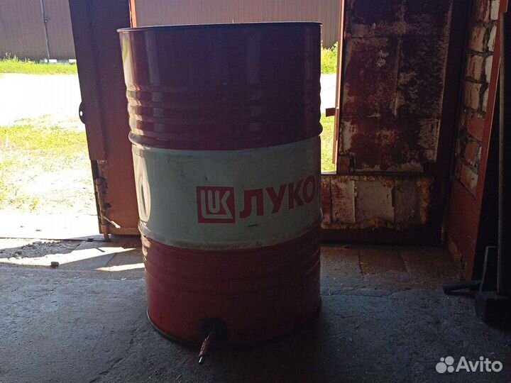 Бочка 200 литров металлическая