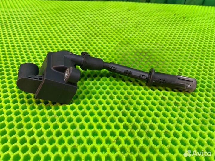 Катушка зажигания Mercedes-Benz W166 W205 W207