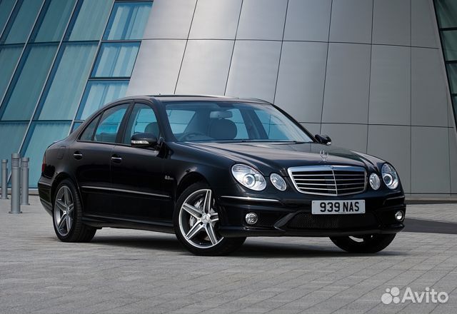 Стекло лобовое на Mercedes W211