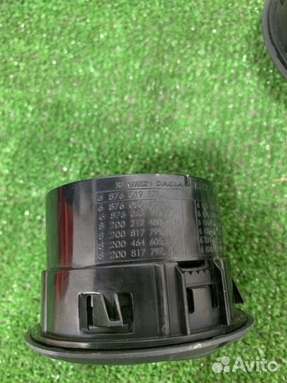 Дефлектор воздушный Renault Logan седан 1.6