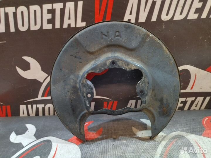 Пыльник тормозного диска Honda Civic 8 4D