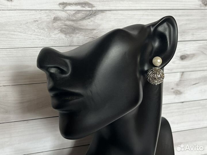 Серьги модные