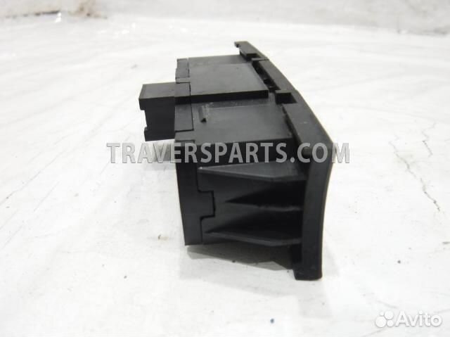 Кнопка Фольксваген Touareg 1 7L