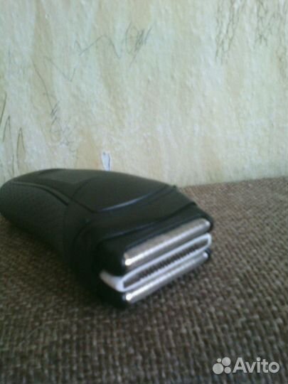 Электробритва Braun