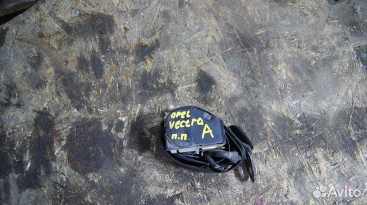 Ремень безопасности передний Opel Vectra A C16NZ