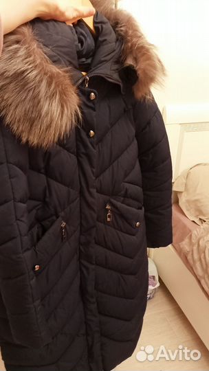 Пуховик женский 42 44 с мехом