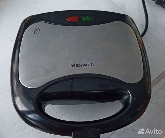 Электрическая сэндвиничница