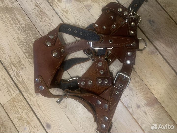 Кожанная шлейка для собак